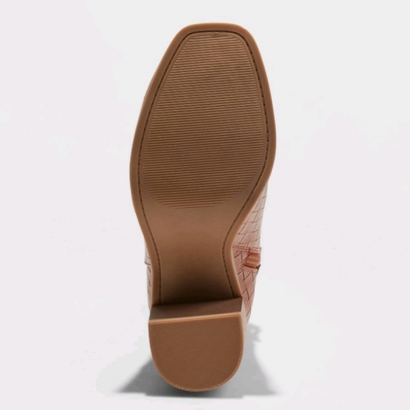 Universal Thread Woman's Arden Mid Shaft Boots - Picture 4 of 16